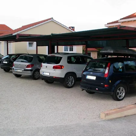 With A Parking Space Privlaka, Zadar - 12989 Apartment Privlaka (Zadar)
