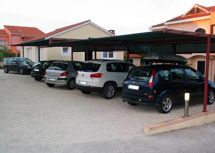 With Parking Space Privlaka, Zadar - 12989 Apartamento Privlaka (Zadar)